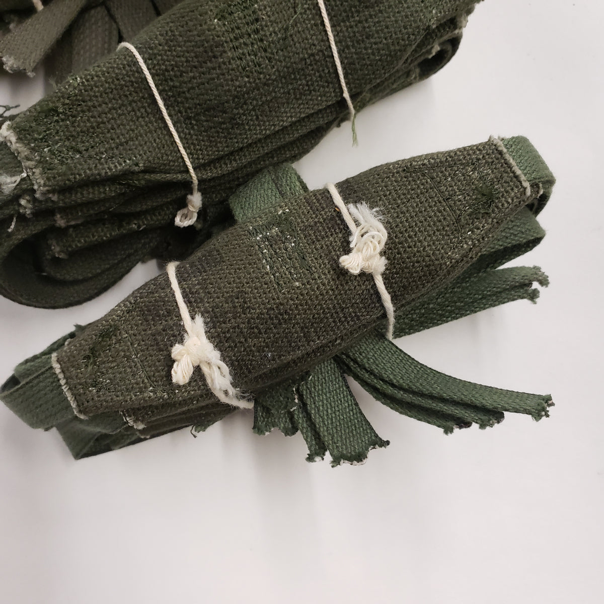 M1 Helmet Neckband 3 Point Vietnam War Era Original Asst Dates