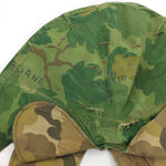 Lade das Bild in den Galerie-Viewer, Original Late 1965/Early 1966 Mitchell Pattern M1 Helmet Cover – Vietnam War Era
