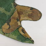 Lade das Bild in den Galerie-Viewer, Original 1974 Mitchell Pattern M1 Helmet Cover - Vietnam War Era
