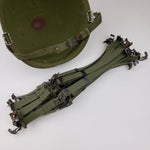 Lade das Bild in den Galerie-Viewer, M1-Helm-Kinnriemen – Typ-I-Infanterie – Vietnamkrieg – Reproduktion
