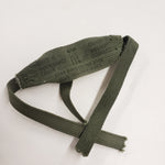 Lade das Bild in den Galerie-Viewer, M1-Helm-Nackenband – 3-Punkt-Vietnamkriegszeit – Original – Asst-Daten
